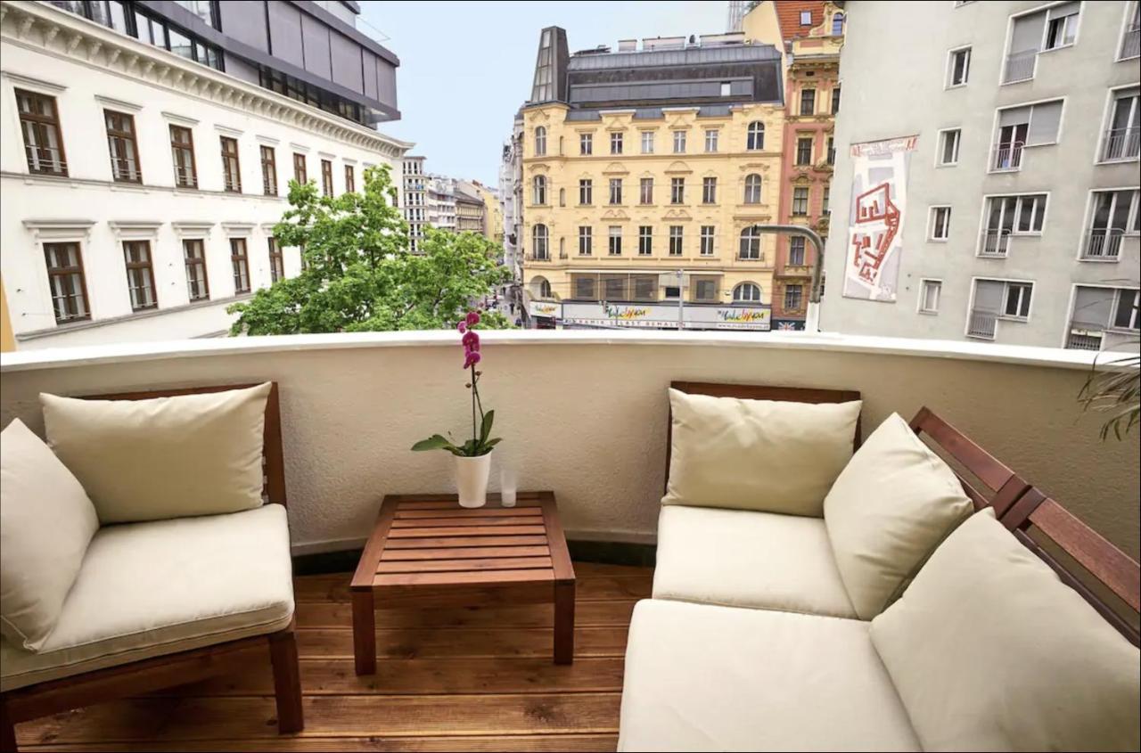 City Centre Klimts Balcony Viena Exterior foto